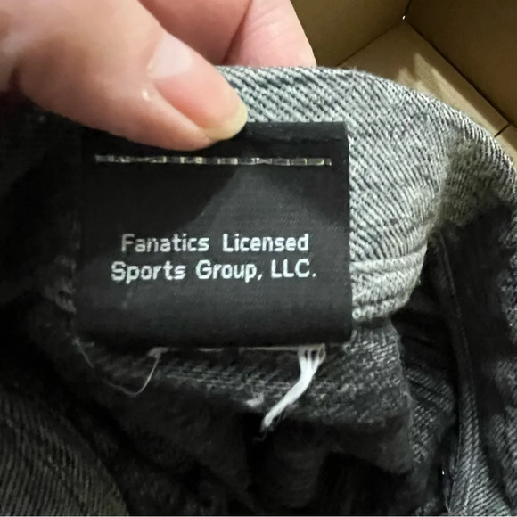 Harley Davidson Polo Shirt Gray Short Sleeve Men’s Size M/L Logo Official - Picture 4 of 6